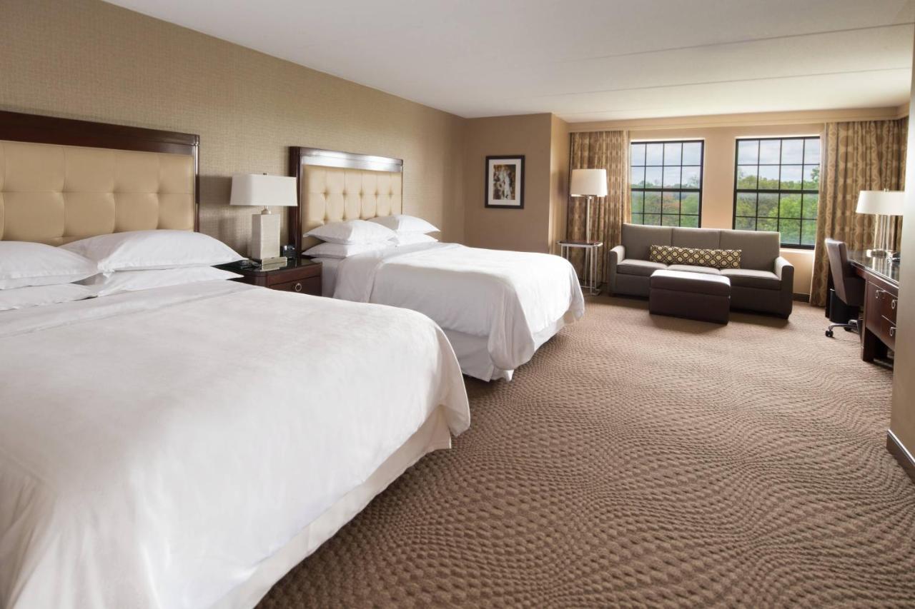 Sheraton Parsippany Hotel Exterior photo