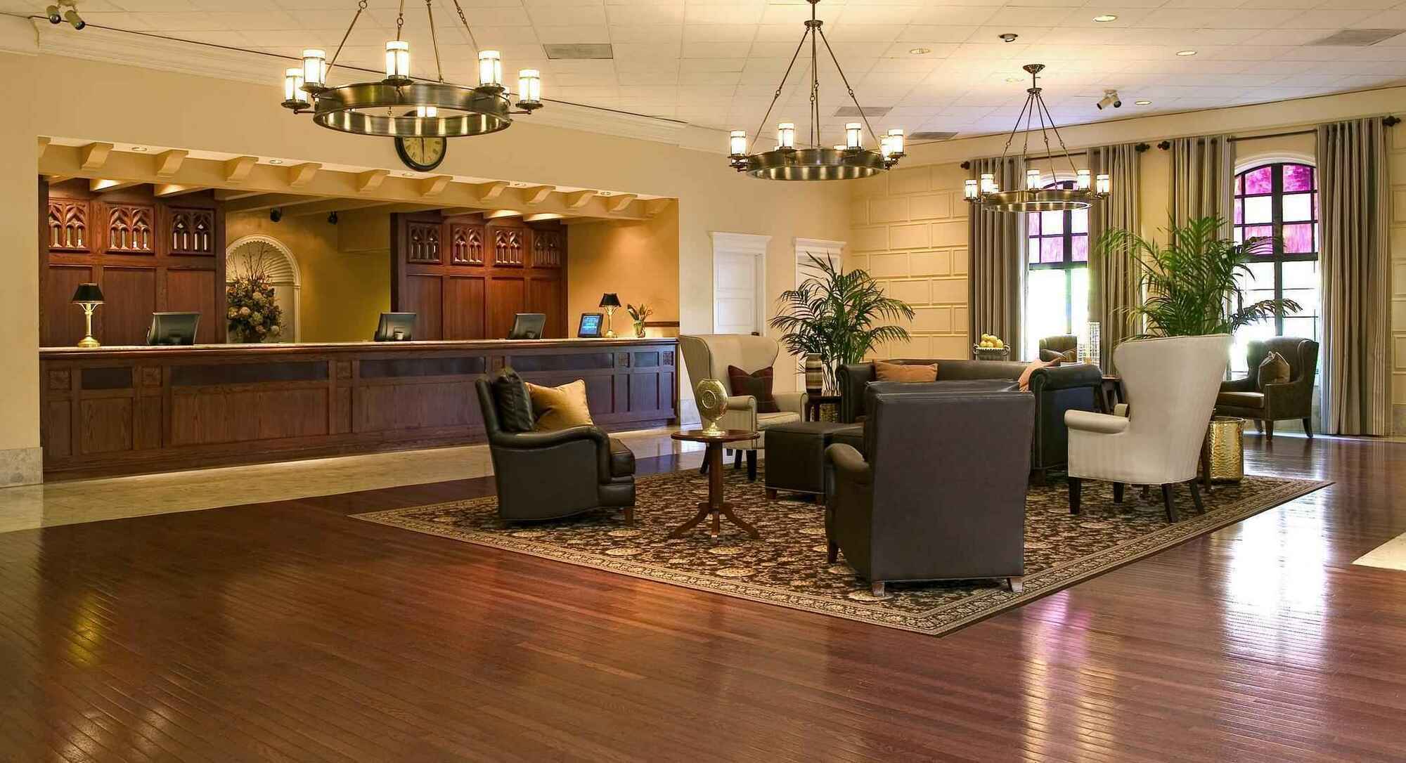 Sheraton Parsippany Hotel Interior photo